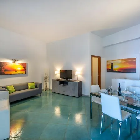 Manuela Apartment